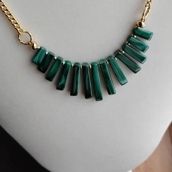 Hand Crafted Genuine A Grade Graduated Malachite Focal With 18kt Gold - Picture 5 of 9